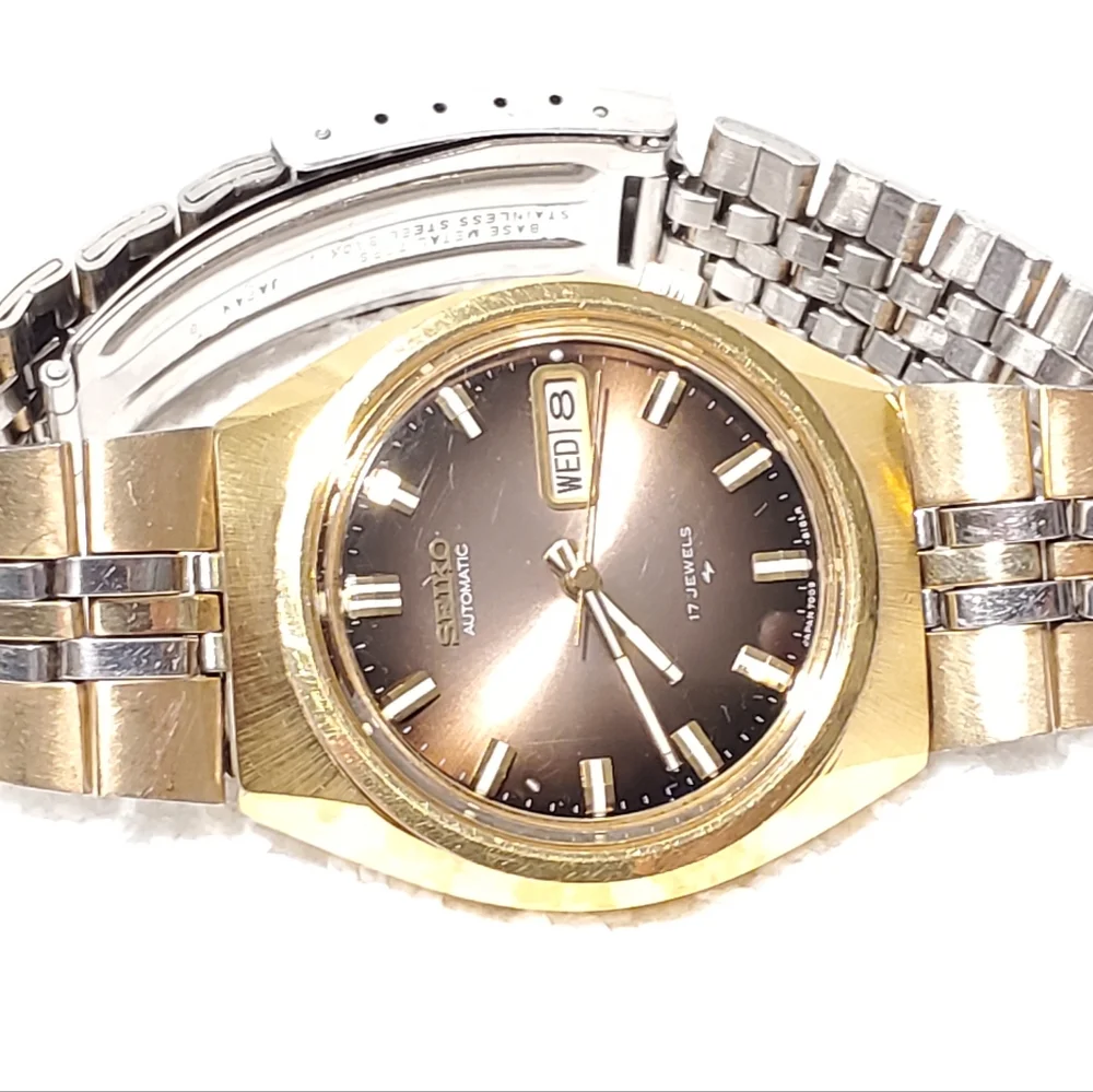 Vintage Seiko Automatic Men's Day Date Watch Gold Plated Seventeen Jewels